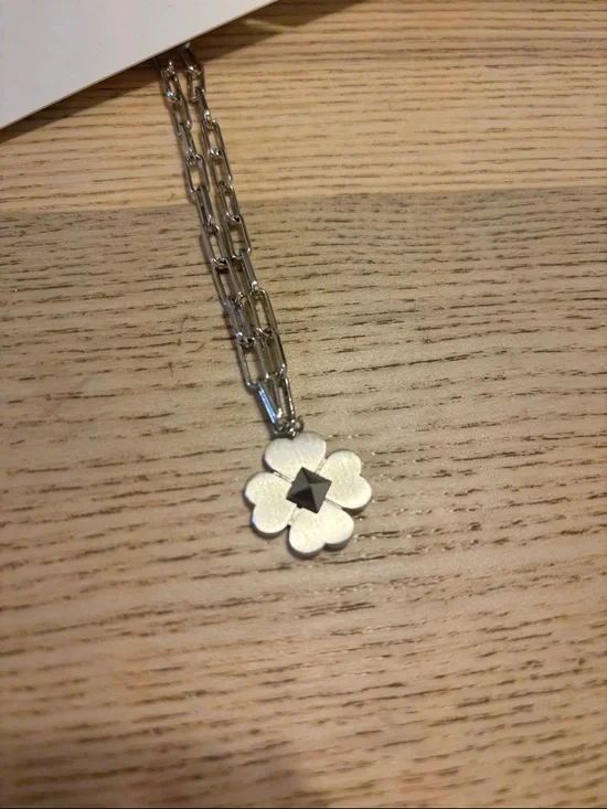 kate spade silver floral pendant paperclip chain necklace - Picture 3 of 3